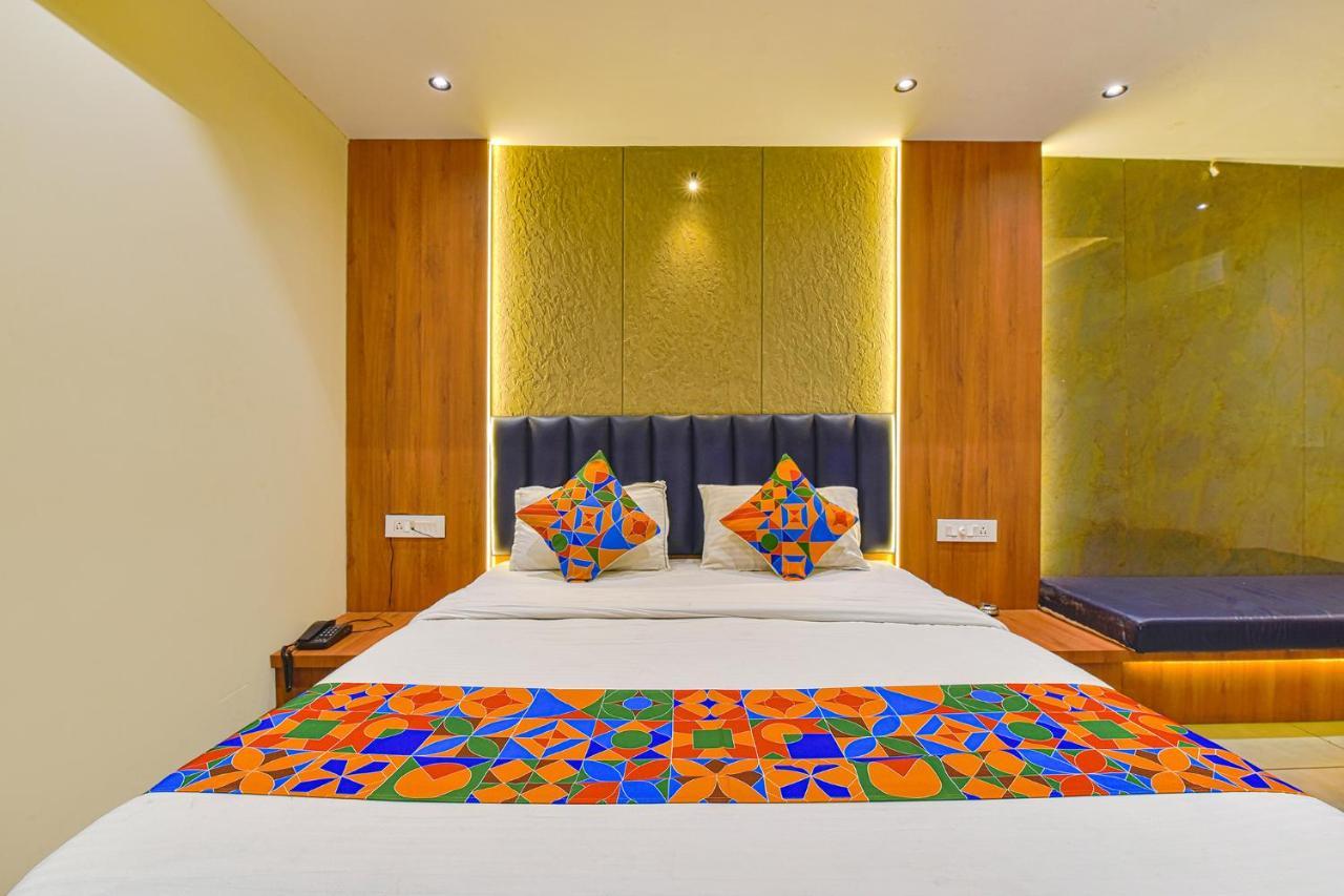 Fabhotel Udhna Inn, Near Udhna Junction Surat Zewnętrze zdjęcie