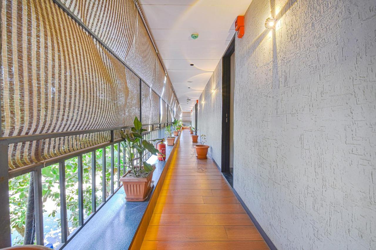 Fabhotel Udhna Inn, Near Udhna Junction Surat Zewnętrze zdjęcie