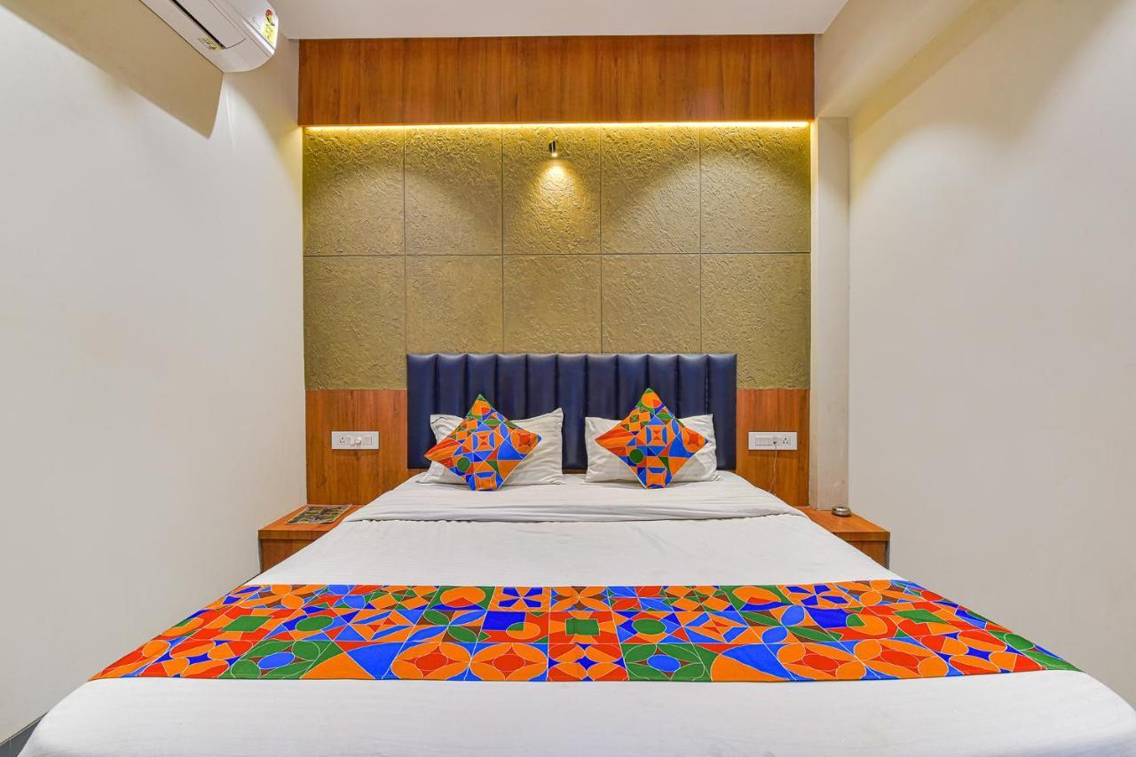 Fabhotel Udhna Inn, Near Udhna Junction Surat Zewnętrze zdjęcie